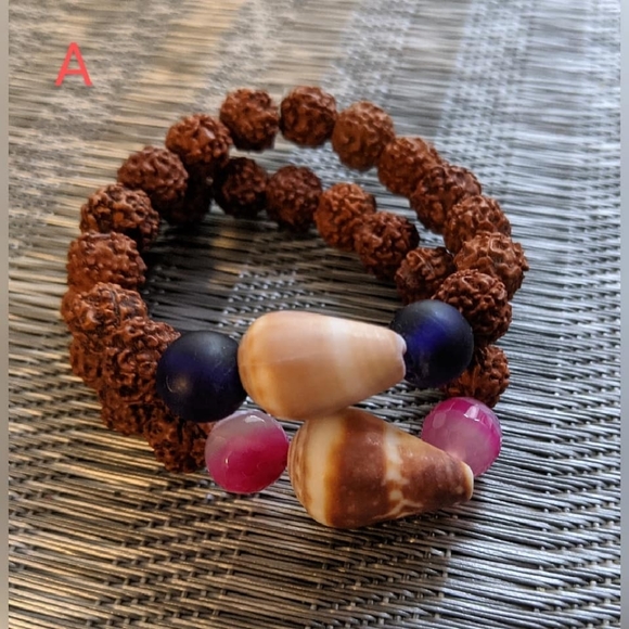 Handmade Cone Shell/Agate/Glass/Mala Bead Brace - Picture 2 of 3